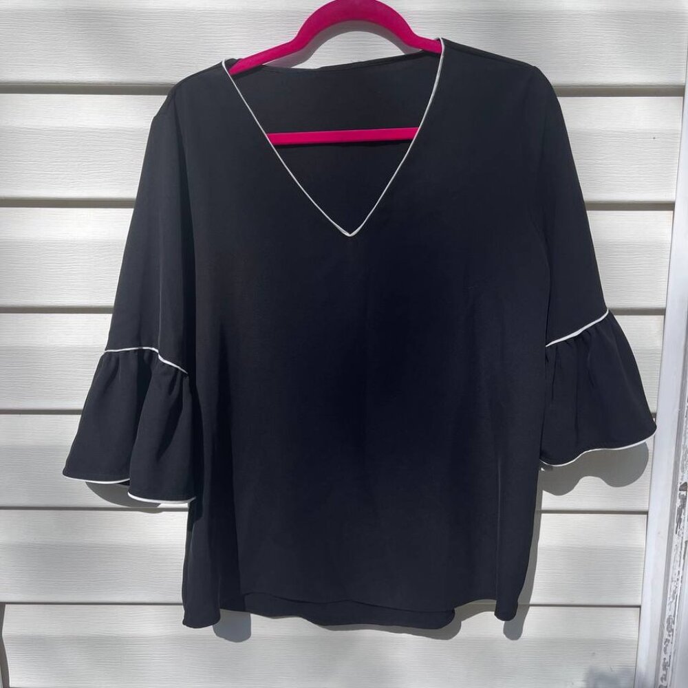 Calvin Klein Black Bell Sleeve Blouse Size L • V-Neck Top